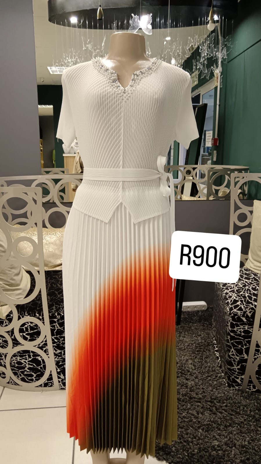 Sunset Pleat Ombre Ensemble