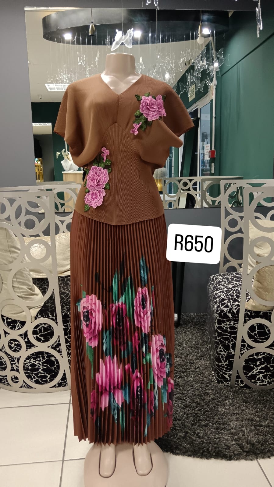 Mocha Bloom Knit Ensemble